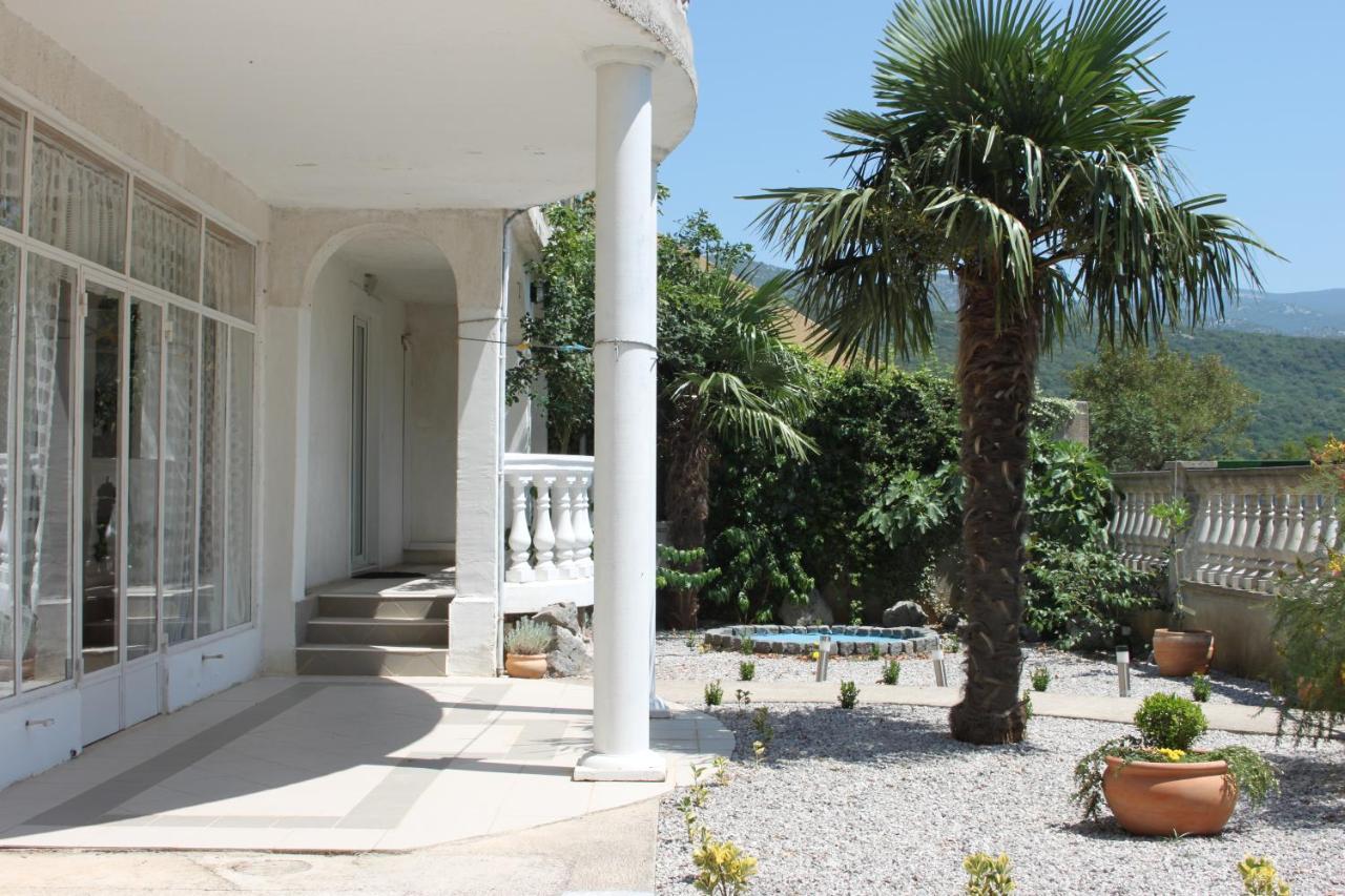 Apartmani Dienes Novi Vinodolski Exterior photo